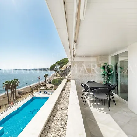 Marina Mariola Apartment