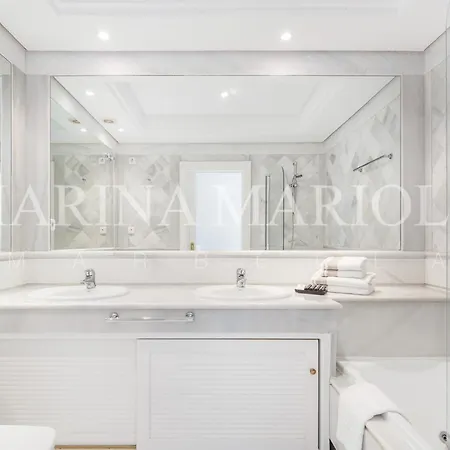 Marina Mariola 公寓 *