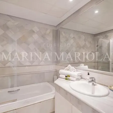 Marina Mariola Apartment