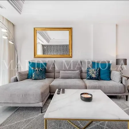 Marina Mariola *