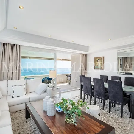 Marina Mariola アパート